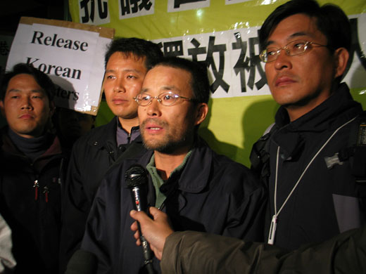 홍콩 수감 11명 불구속 결정, 홍콩 교회 거주 키로